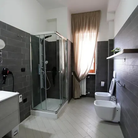 Le Tre Isole Oda ve Kahvaltı 4*